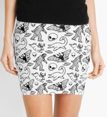Cryptid Pattern Lines Black Mini Skirt