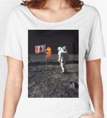 Super Mario On the Moon Women's Relaxed Fit T-Shirt