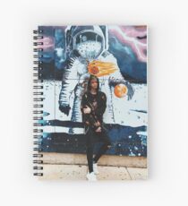 Cuaderno de espiral corbyn besson espacio pared