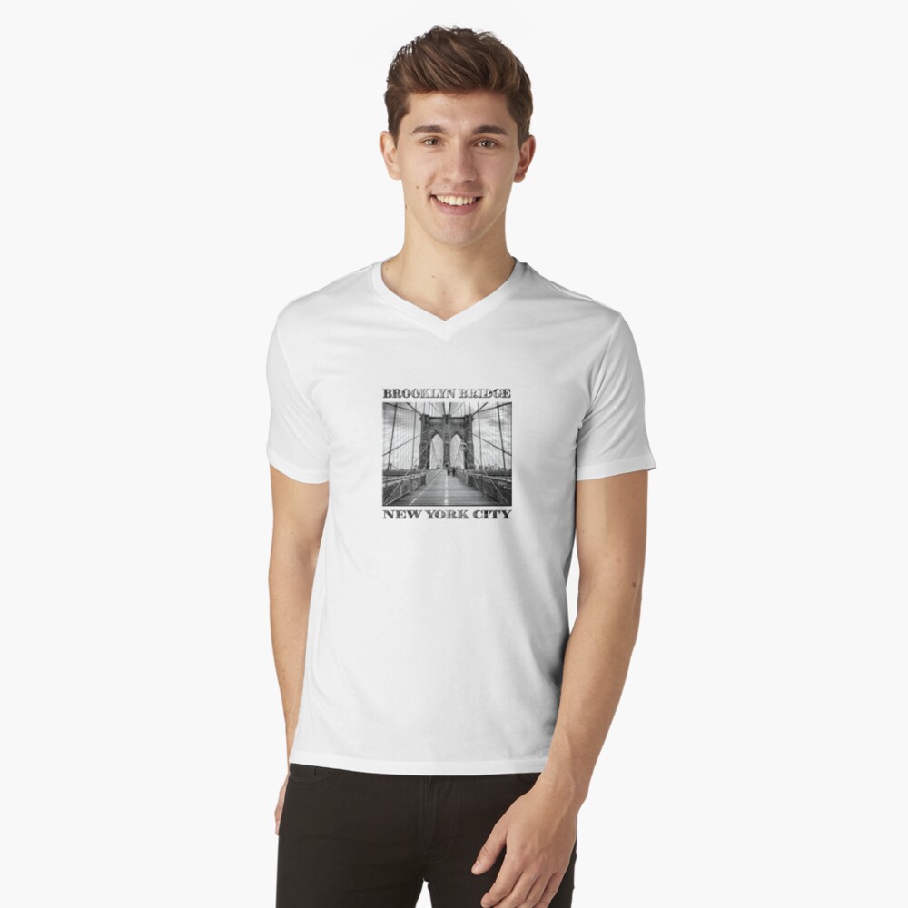 Brooklyn Bridge, New York City (rustic black & white) V-Neck T-Shirt