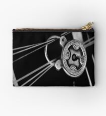 Censura Studio Pouch