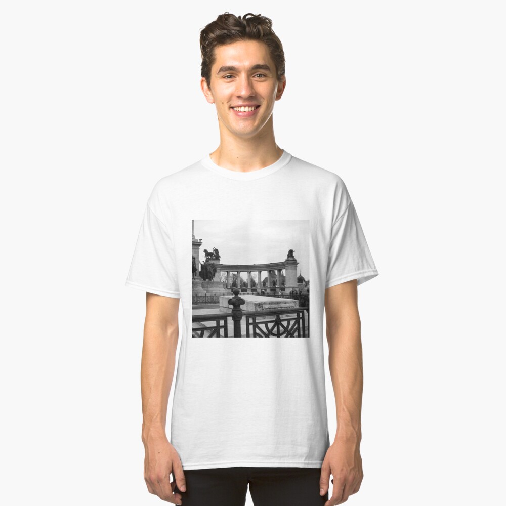 Heroes' Square, Budapest Classic T-Shirt