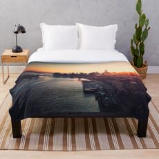 new york city skyline Throw Blanket