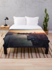 new york city skyline Throw Blanket
