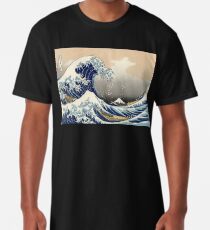 'The Great Wave Off Kanagawa' by Katsushika Hokusai (Reproduction) Long T-Shirt
