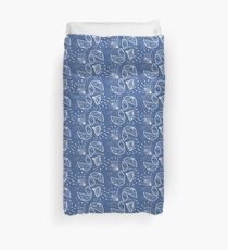 Blue and white floral bud design Duvet Cover
