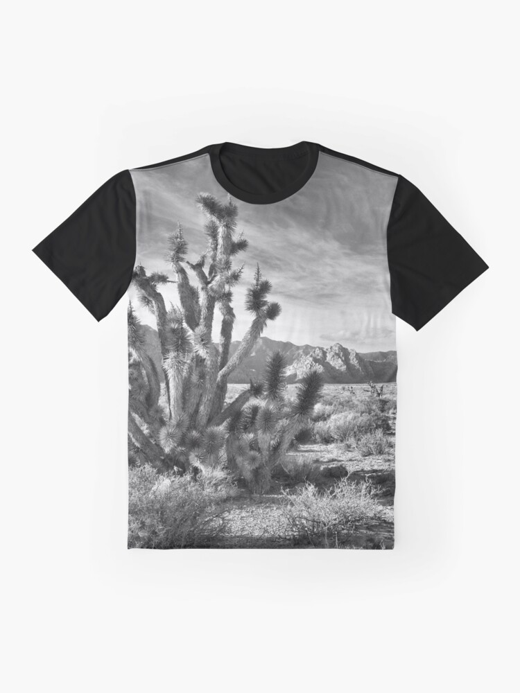 Alternate view of Joshua Tree, Red Rock Canyon National Conservation Area, Nevada Graphic T-Shirt