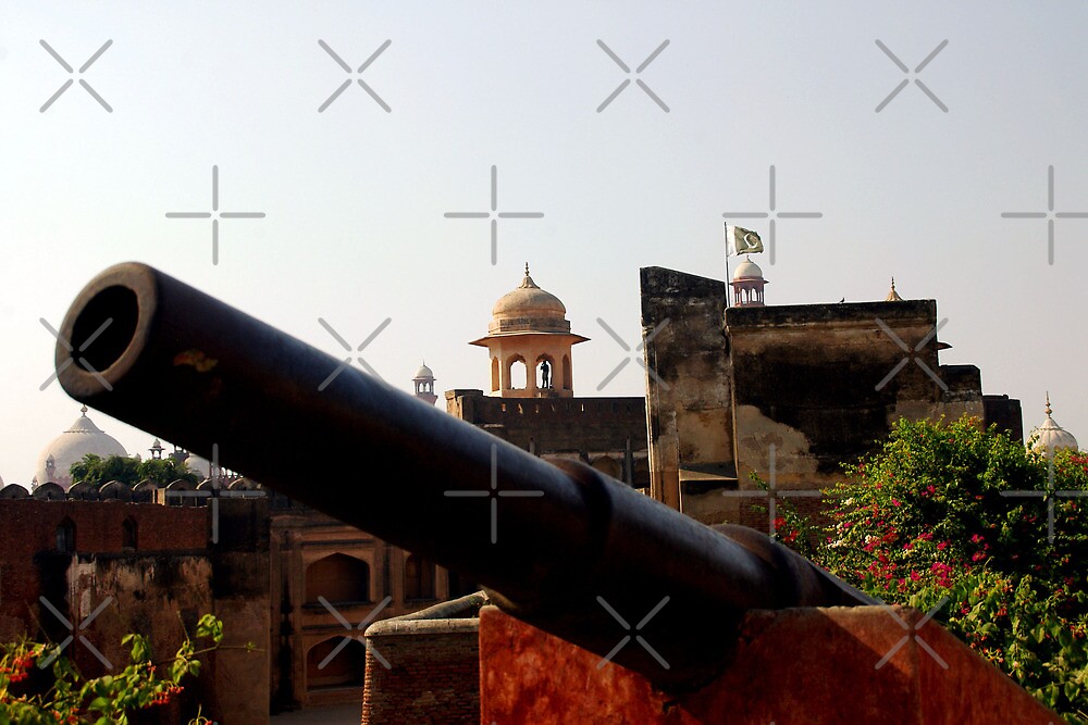 "Old Cannon at Lahore Fort (Shahi Qila), Pakistan" by blackadder