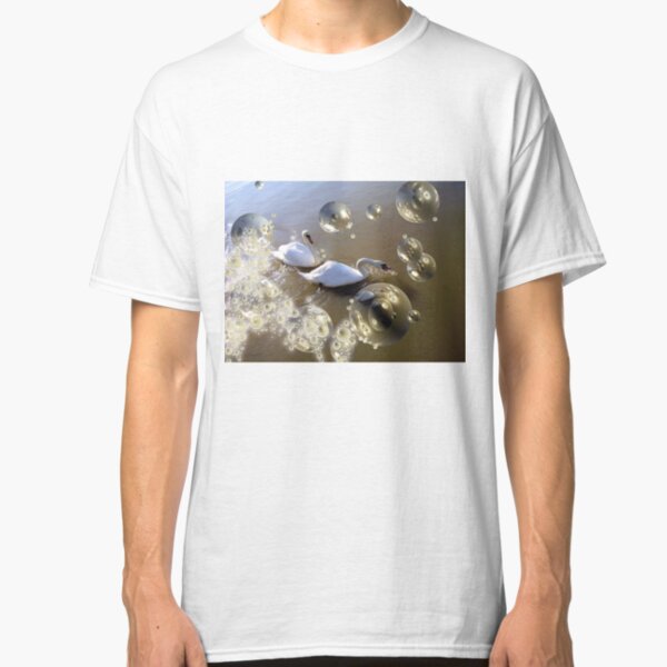 Swan bubbles Classic T-Shirt