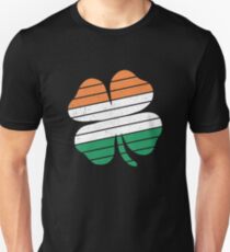Funny St Patricks Day Vintage Retro Clover Unisex T-Shirt