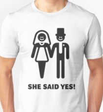 She Said Yes! (Groom / Smile / Black) Unisex T-Shirt