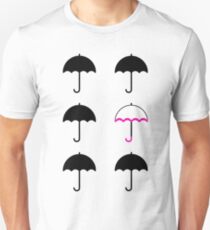 Sechs Regenschirme Slim Fit T-Shirt