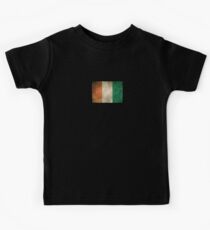 Old and Worn Distressed Vintage Flag of Ivory Coast Kids Tee