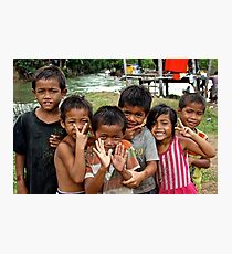 Adorables Kids - Thakhek, Laos. Photographic Print