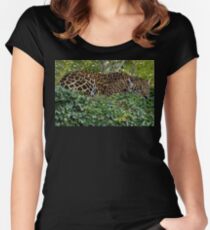 Schmollen Tailliertes Rundhals-Shirt