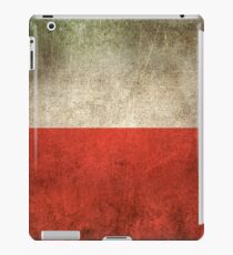 Old and Worn Distressed Vintage Flag of Poland iPad Case/Skin