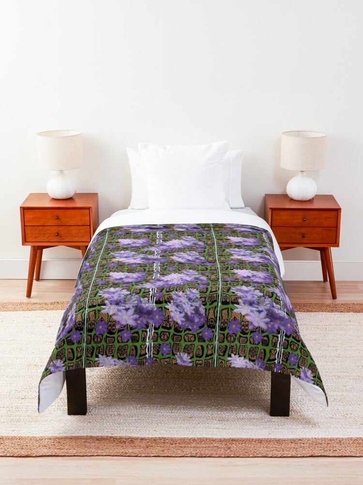 Alternate view of Call of the wild Comforter