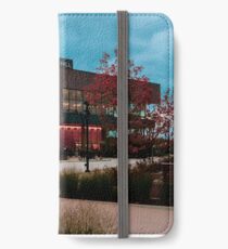 Arien's Hill (Green Bay, WI) fällt 2018 ein iPhone Flip-Case/Hülle/Skin