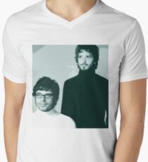 Flight of the Conchords- Family Portrait Men's V-Neck T-Shirt