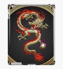 Golden Chinese Dragon Fucanglong on Black iPad-Hülle & Klebefolie