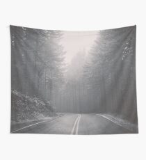 Forest Road Trip - Schwarzweiss-Tannenbäume pazifischer Nordwesten Wandbehang