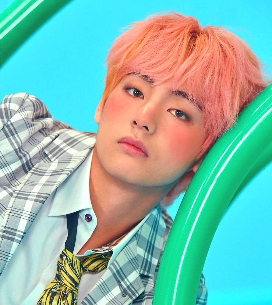 Taehyung Pink hair" by Zeyen | Redbubble