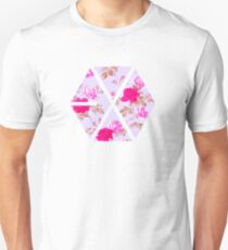 EXO - Blumen Slim Fit T-Shirt