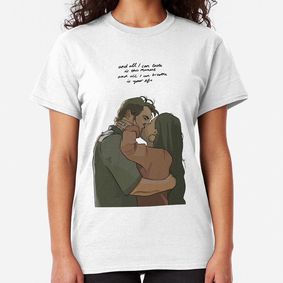 Echo Kiss Classic T-Shirt