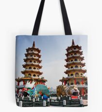 蓮池湖 高雄 Tote Bag
