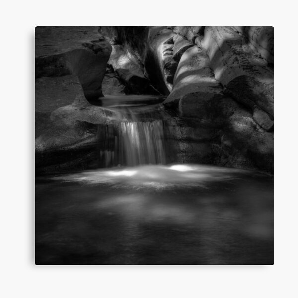 Overflow (version III) Canvas Print