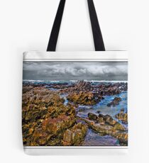 Low tide on the Rocks Tote Bag
