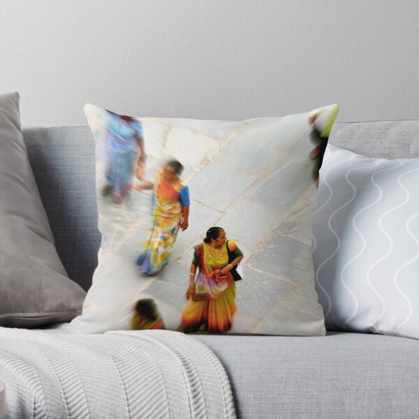 "hey, what's...." Throw Pillow