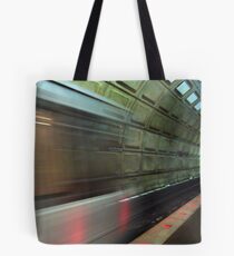 In the tunnel Tasche