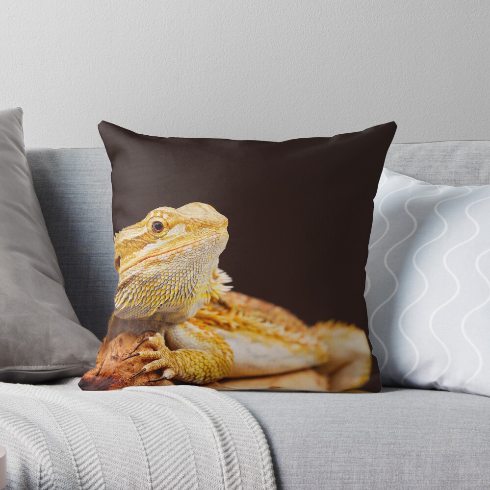 Central Bearded Dragon (Pogona vitticeps) Throw Pillow