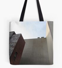 Bolsa de tela pick up a bottle of wine in the way home