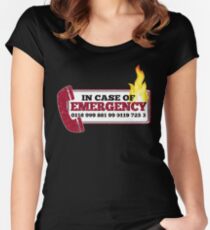 It Crowd Inspired - New Emergency Number - 0118 999 881 99 9119 725 3 - Moss and the Fire Women's Fitted Scoop T-Shirt