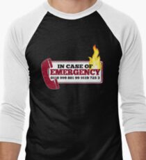 It Crowd Inspired - New Emergency Number - 0118 999 881 99 9119 725 3 - Moss and the Fire Men's Baseball ¾ T-Shirt