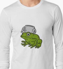 Frog with a teapot - Over the Garden Wall Long Sleeve T-Shirt