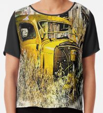 Altes Auto, ... Alte Scheune Chiffontop