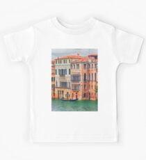 Colourful Houses - Grand Canal - Venice Kids Tee