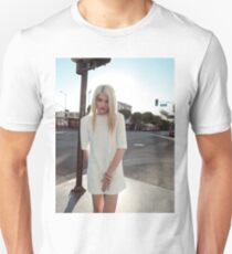 Sky Ferreira Unisex T-Shirt