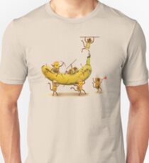 Monkeys are nuts Unisex T-Shirt