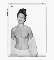 Ansel Elgort - Shirtless iPad Case/Skin