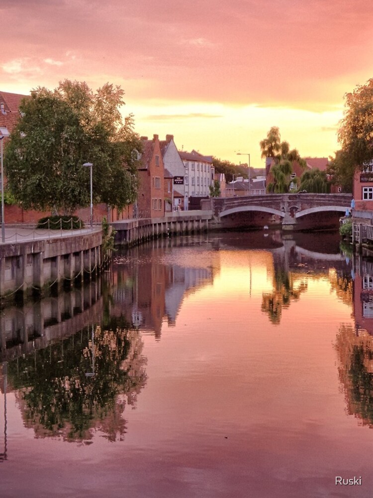 Fye Bridge Dawn by Ruski