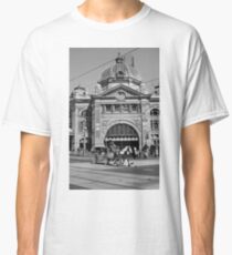 Flinders Street Station, Melbourne Classic T-Shirt
