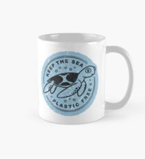 Halten Sie das Meer frei von Plastik - Baby Turtle Tasse (Standard)