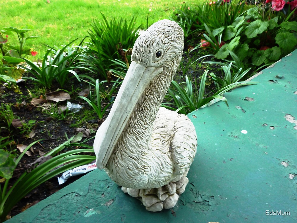 pelican resin statue