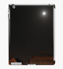 Vinilo o funda para iPad Mid-Town Moon