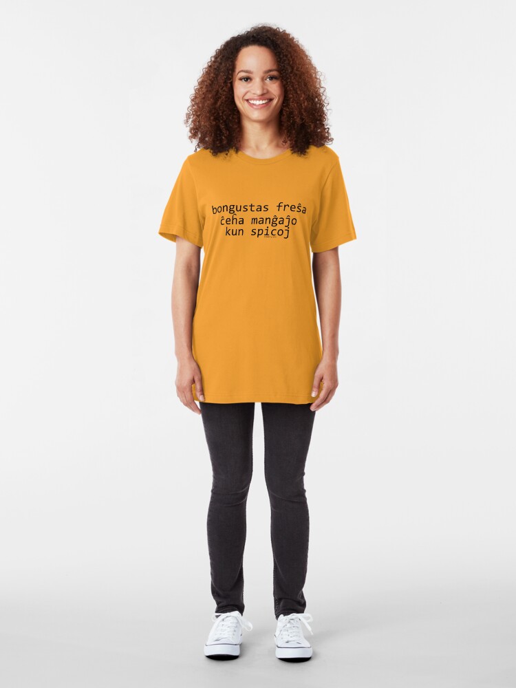 Alternate view of Bongustas freŝa ĉeĥa manĝaĵo kun spicoj Slim Fit T-Shirt