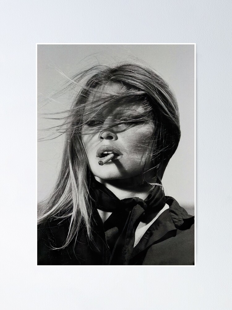 Alternative Ansicht von Brigitte Bardot Rauchen Poster